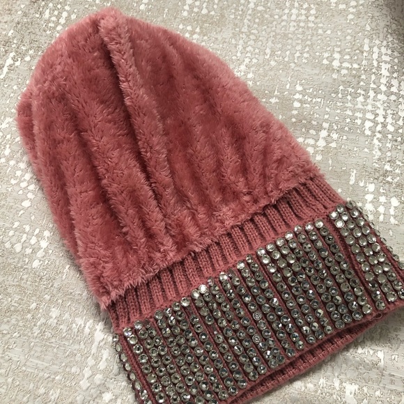 Lawliet Pink Faux Fur Hat - Picture 2 of 3